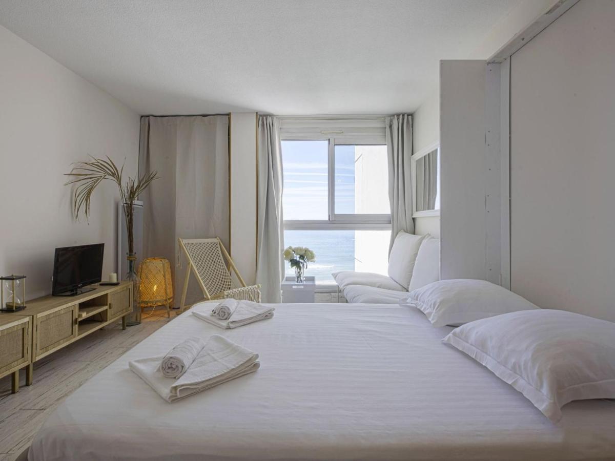 Superbe Studio Face A La Mer Acces Direct Plage Biarritz Exteriör bild